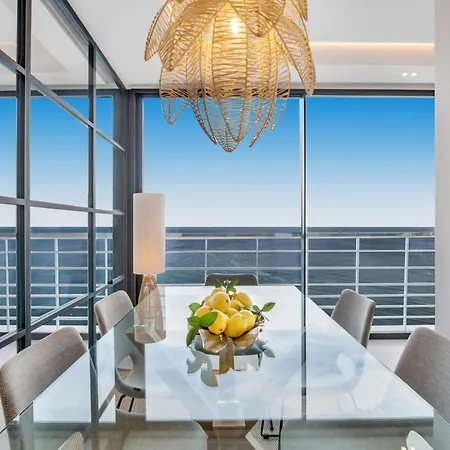 Ocean-view With Access Apartment